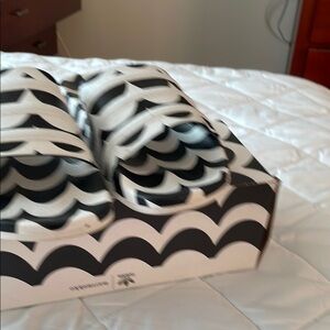 Marimekko Monochrome Wave Slippers